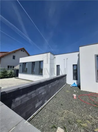 Casă 4 camere Moșnița Nouă - poza 4