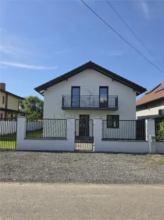 Casă 4 camere Sânmihaiu Român - poza 1