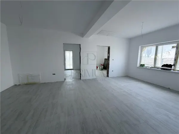 Casă 3 camere Moșnița Veche - poza 5