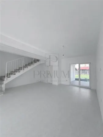 Casă 4 camere Moșnița Nouă - poza 5