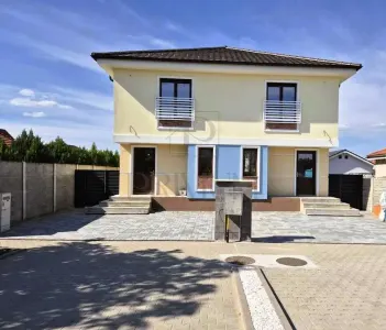 Casă 4 camere Săcălaz - poza 1