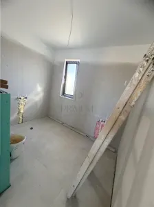 Casă 4 camere Moșnița Veche - poza 9