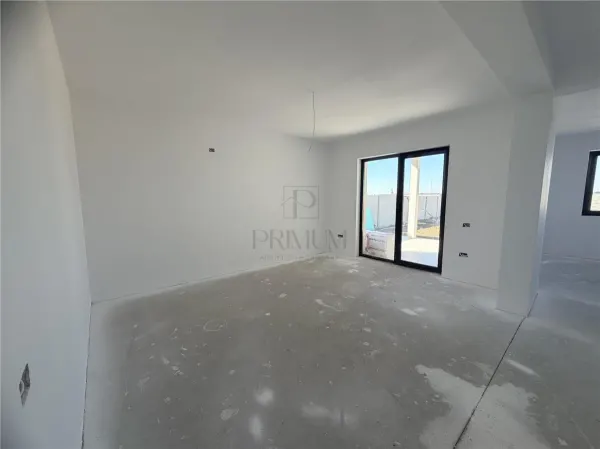 Casă 4 camere Moșnița Veche - poza 6