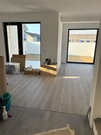 Casă 4 camere Moșnița Veche - poza 4