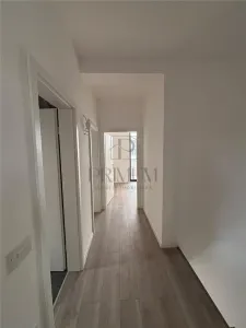Casă 4 camere Moșnița Veche - poza 9