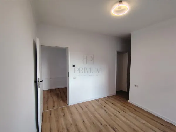 Casă 4 camere Moșnița Veche - poza 5