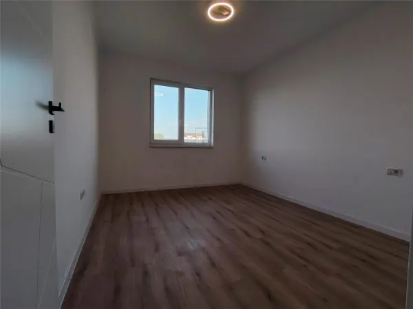 Casă 4 camere Moșnița Veche - poza 6