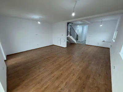 Casă 4 camere Săcălaz - poza 2
