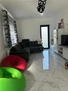 Casă 3 camere Sânmihaiu Român - poza 4