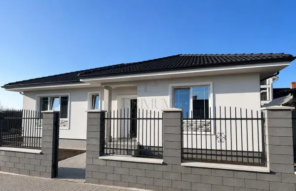 Casă 4 camere Utvin - poza 1