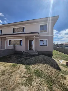 Casă 4 camere Moșnița Nouă - poza 4