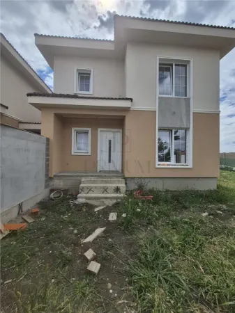 Casă 4 camere Moșnița Nouă - poza 1