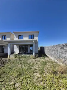 Duplex despartit - zona excelenta - finiaje premium - Mosnita Noua