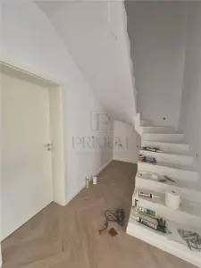 Casă 4 camere Moșnița Nouă - poza 11
