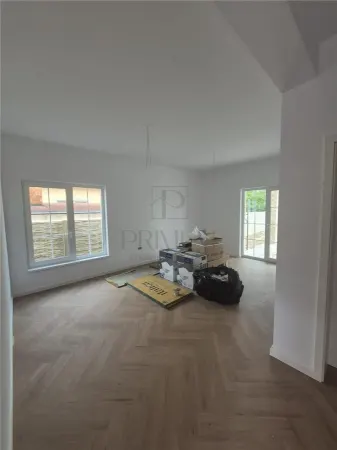 Casă 4 camere Moșnița Nouă - poza 14