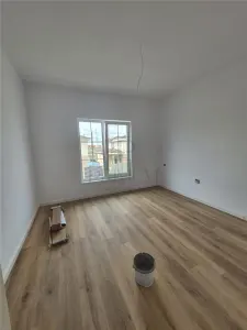Casă 4 camere Moșnița Nouă - poza 3