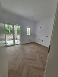 Casă 4 camere Moșnița Nouă - poza 10