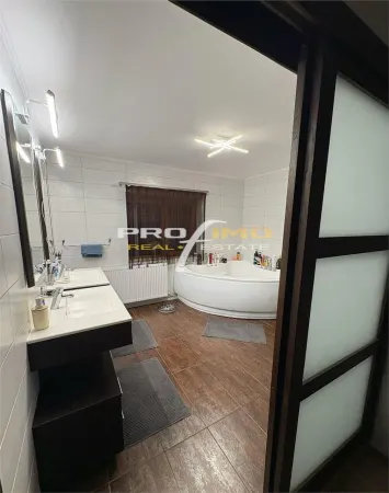 Apartament 4 camere Constanța - poza 5