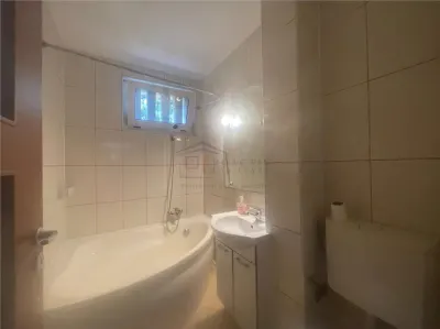 Apartament 3 camere Suceava - poza 9