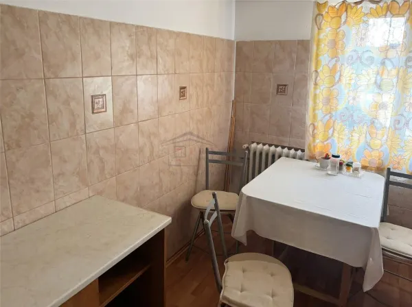 Apartament 3 camere Suceava - poza 8