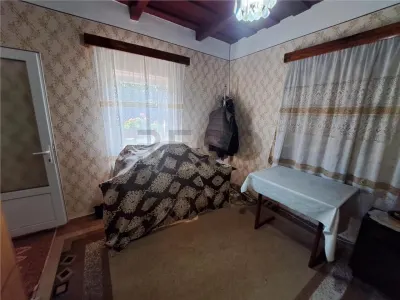 Casă 4 camere Cadea - poza 4