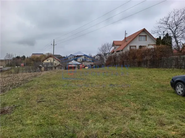 Teren Ipotești - poza 1