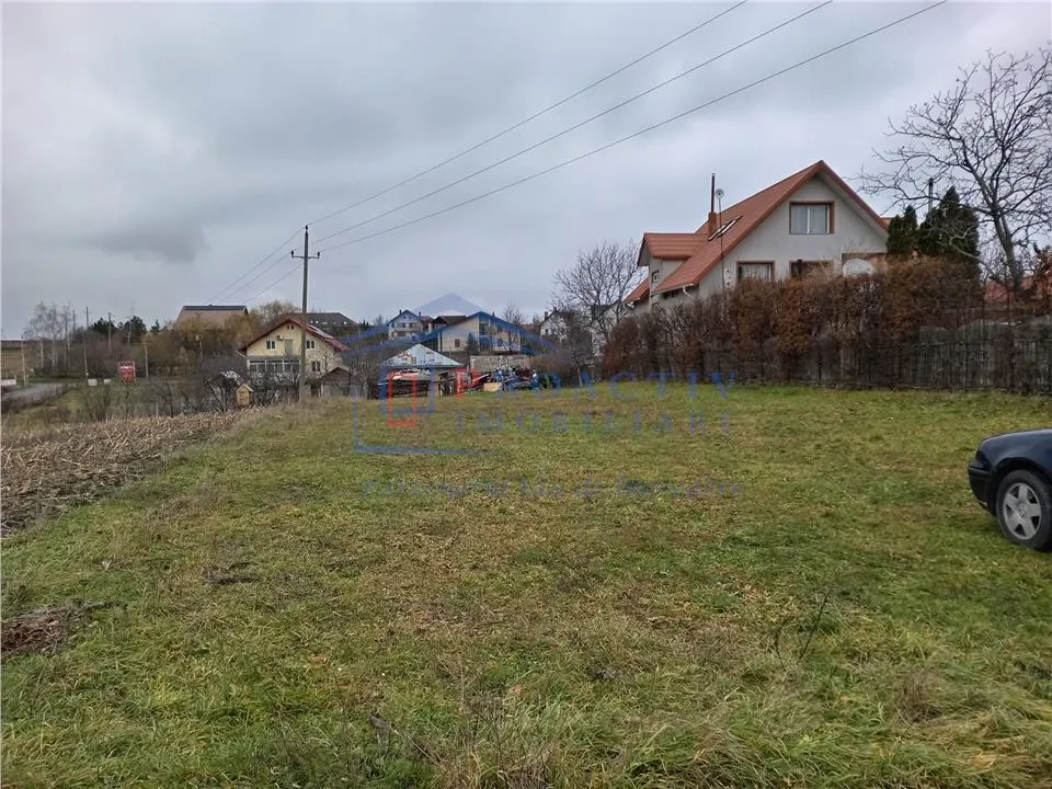 Teren Ipotești - poza 1