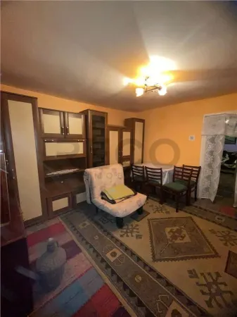 Casă 3 camere Burzuc - poza 1