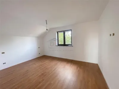 Casă 4 camere Ipotești - poza 4