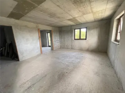 Casă 4 camere Ipotești - poza 8
