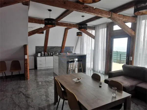 Casă 6 camere Ipotești - poza 2