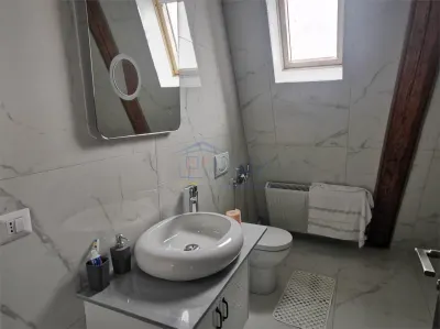 Casă 6 camere Ipotești - poza 11