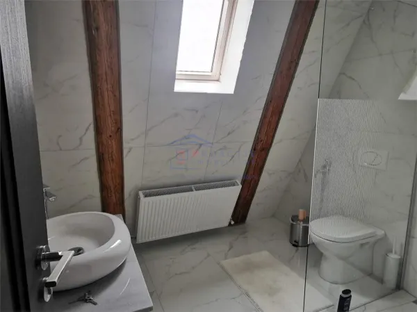 Casă 6 camere Ipotești - poza 10