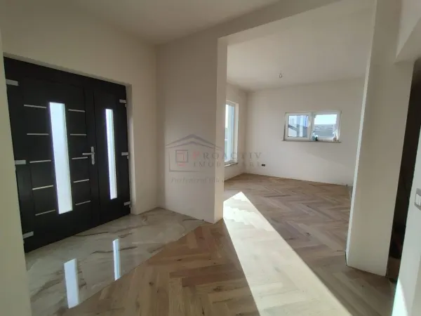 Casă 4 camere Suceava - poza 1