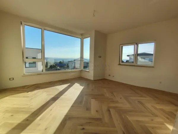 Casă 4 camere Suceava - poza 4