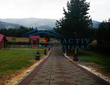 Casă 6 camere Neagra Sarului - poza 11