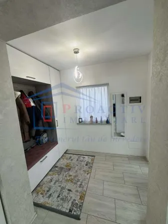 Casă 4 camere Ipotești - poza 2