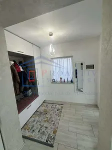 Casă 4 camere Ipotești - poza 2