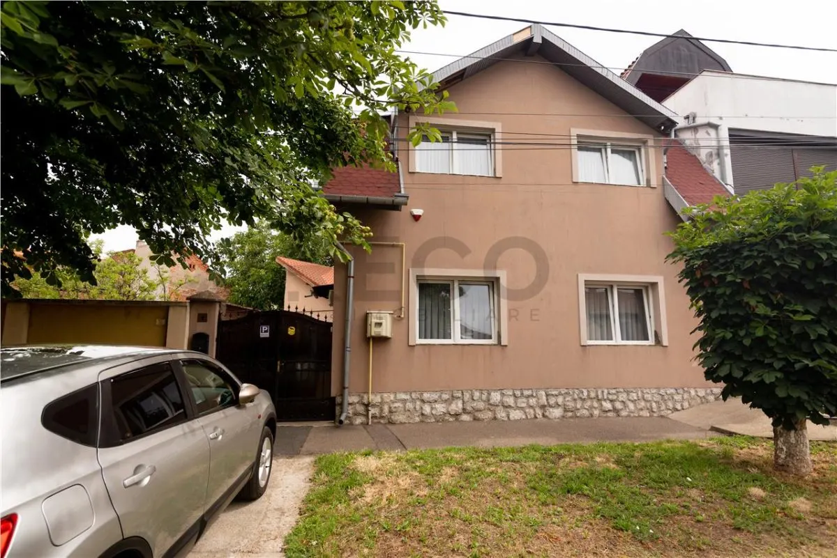 Casă 4 camere Oradea - poza 1