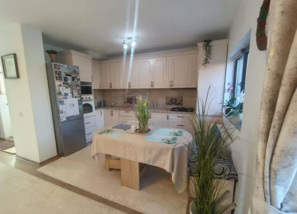 Casă 3 camere Șcheia - poza 3