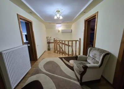 Casă 11 camere Darabani - poza 11