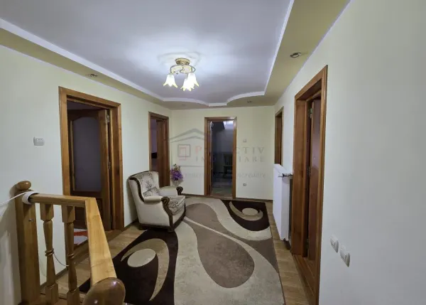 Casă 11 camere Darabani - poza 12