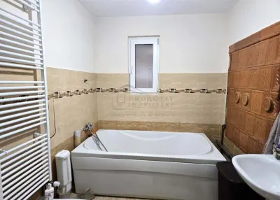 Casă 11 camere Darabani - poza 19