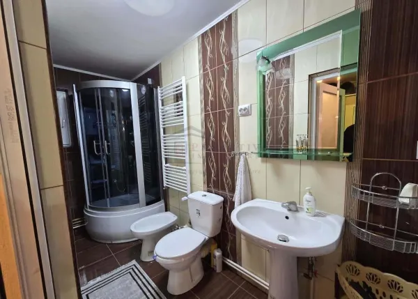 Casă 11 camere Darabani - poza 21