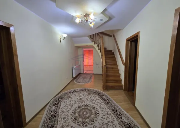 Casă 11 camere Darabani - poza 10