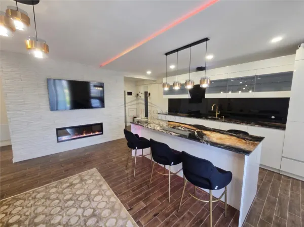 Apartament 3 camere Gura Humorului - poza 3