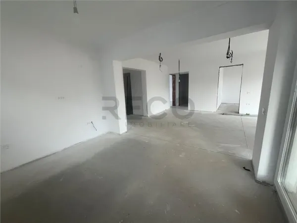Casă 4 camere Paleu - poza 13