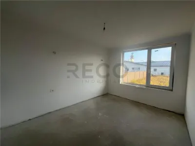 Casă 4 camere Paleu - poza 21