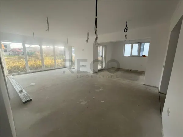 Casă 4 camere Paleu - poza 22