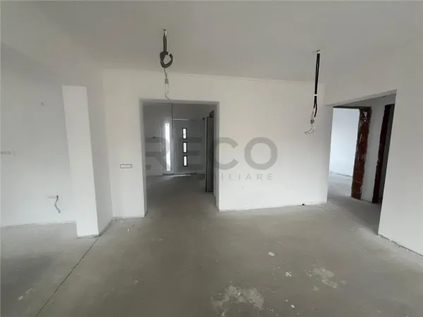 Casă 4 camere Paleu - poza 5